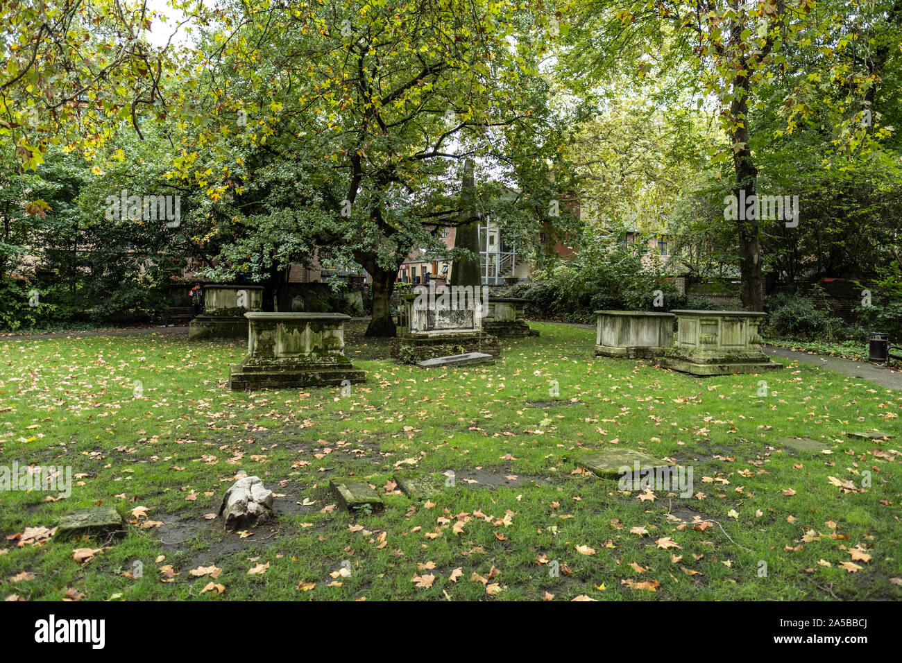 Tombs in St George's Gardens, Bloomsbury, London Stock Photo