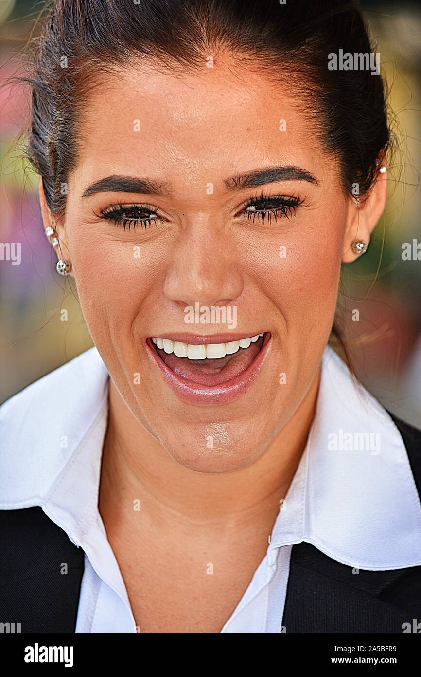 Business woman smiling hi-res stock photography and images - Alamy