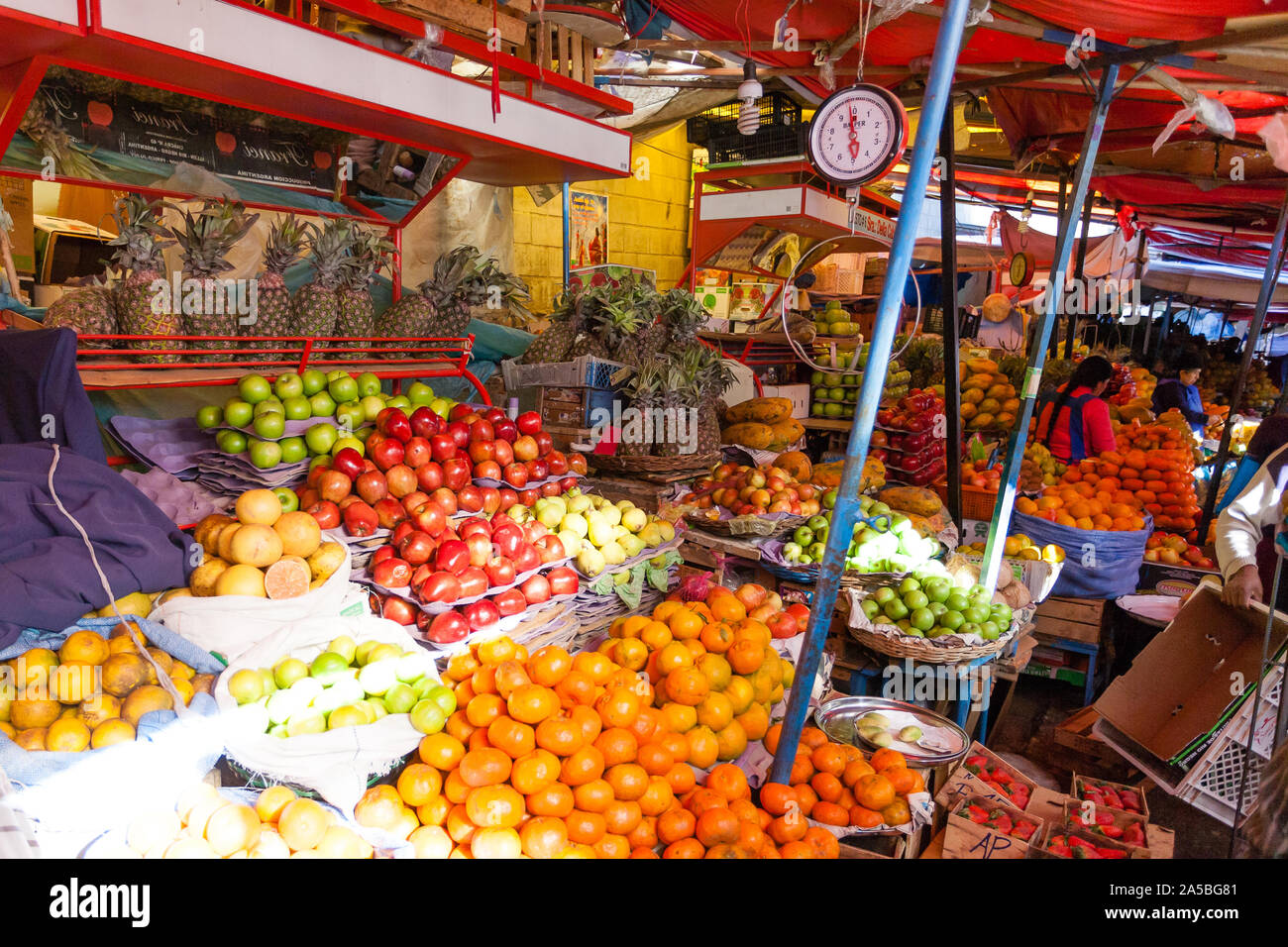 Mercado central sucre bolivia hi-res stock photography and images - Alamy