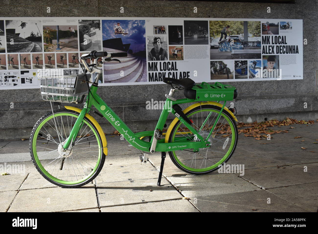 Lime bike in an underpass in Central Milton Keynes Stock Photo