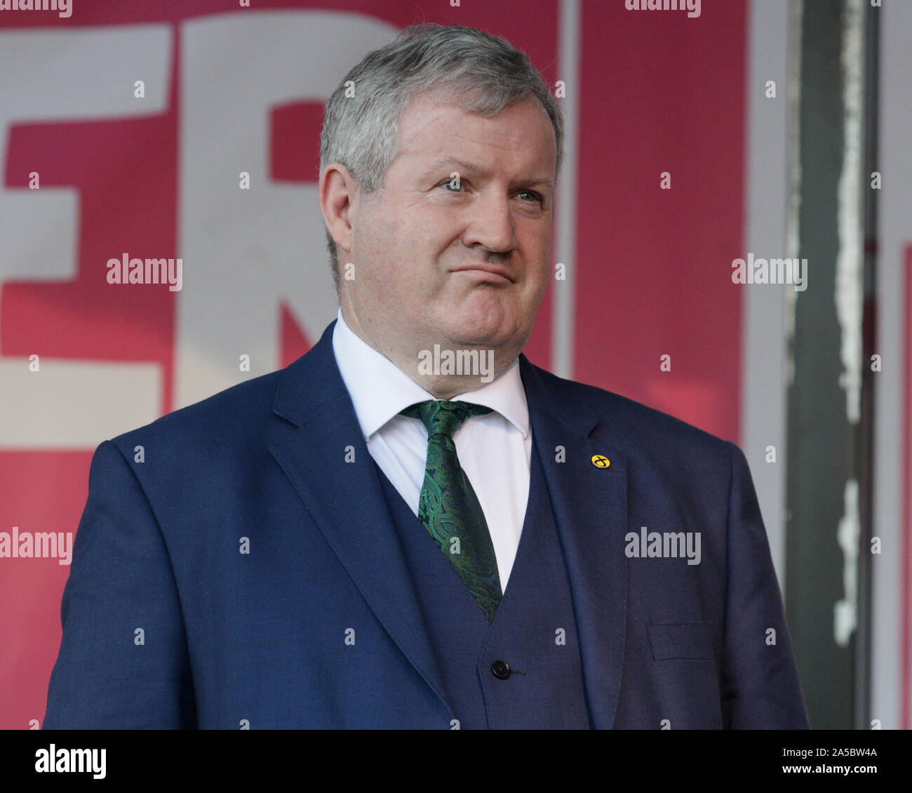 Politician podium anger hires stock photography and images Alamy