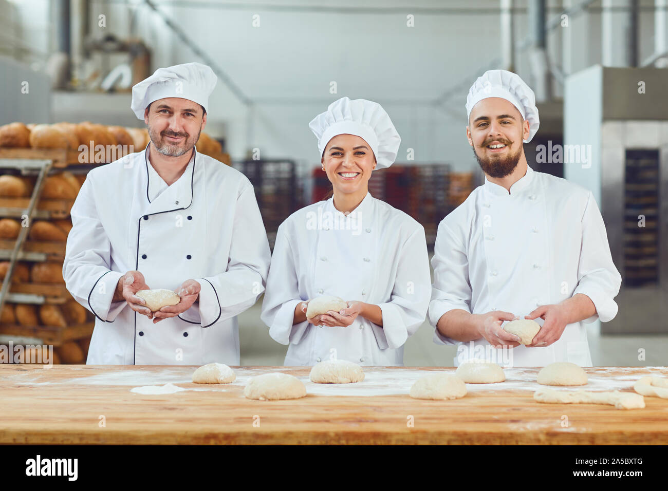 Bakers uniform hi-res stock photography and images - Alamy