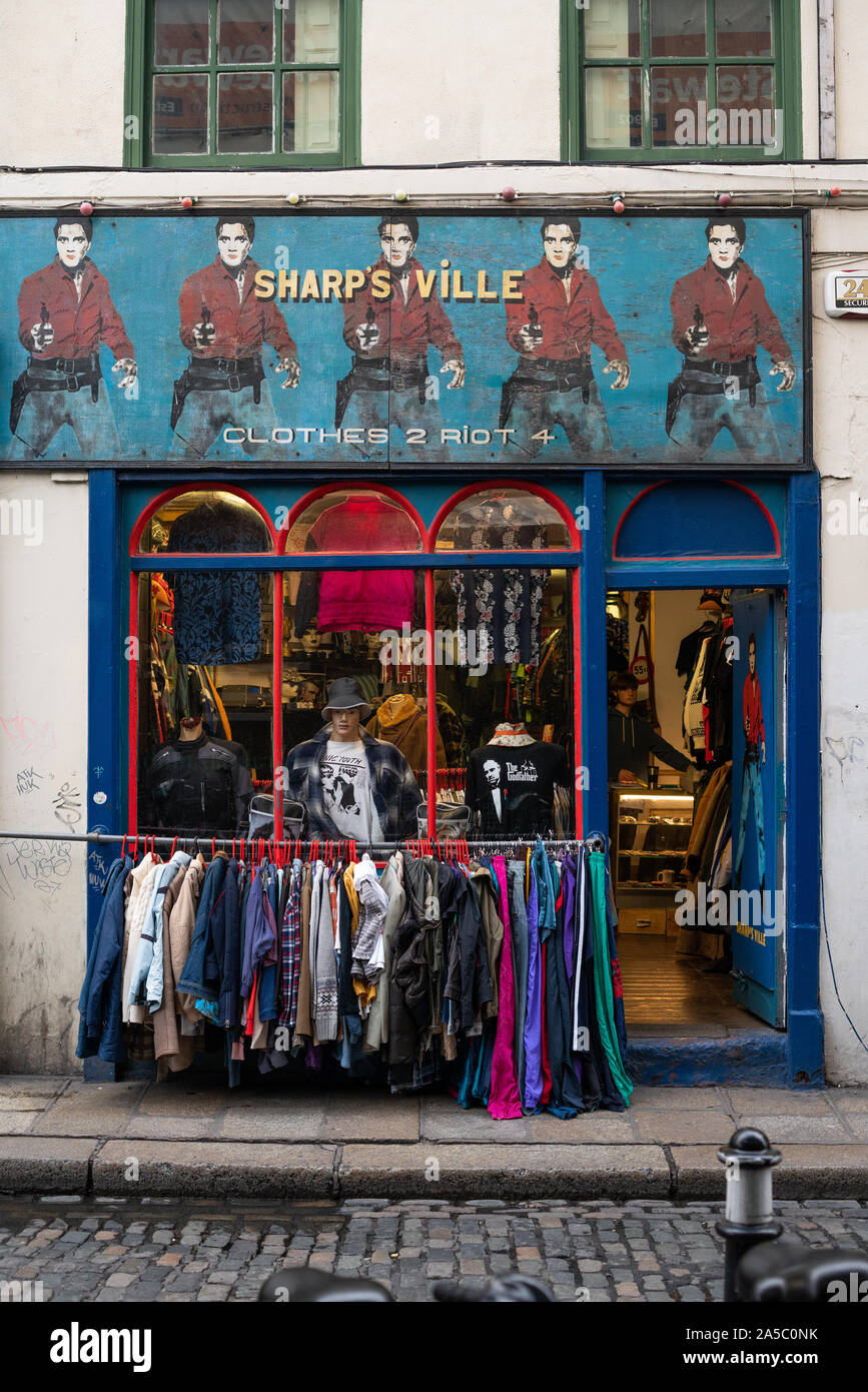 Republic clothes shop hires stock photography and images Alamy