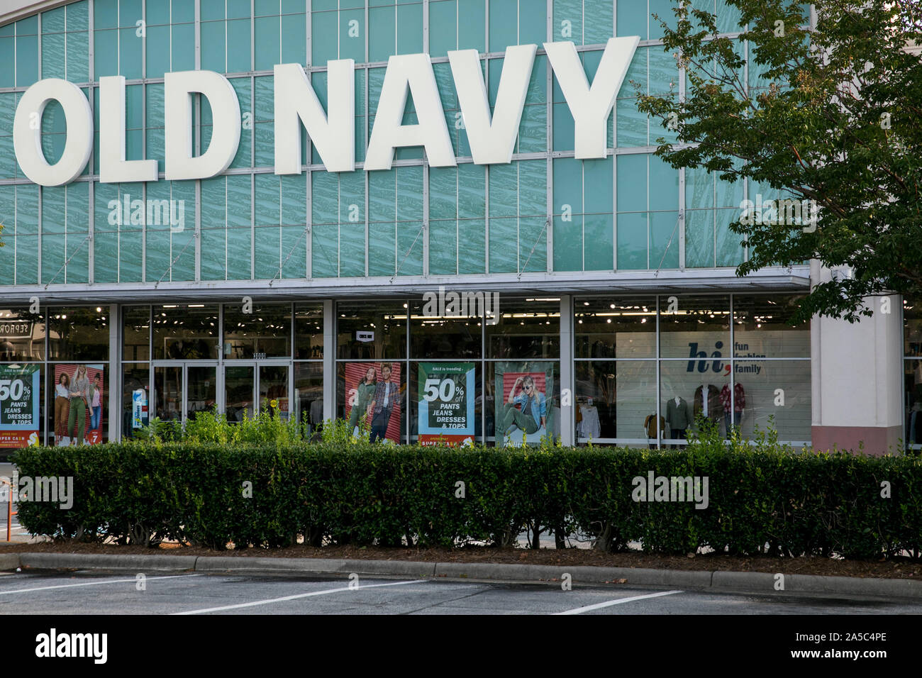 A logo sign outside of a Old Navy retail store location in Greensboro, North Carolina on September 15, 2019. Stock Photo