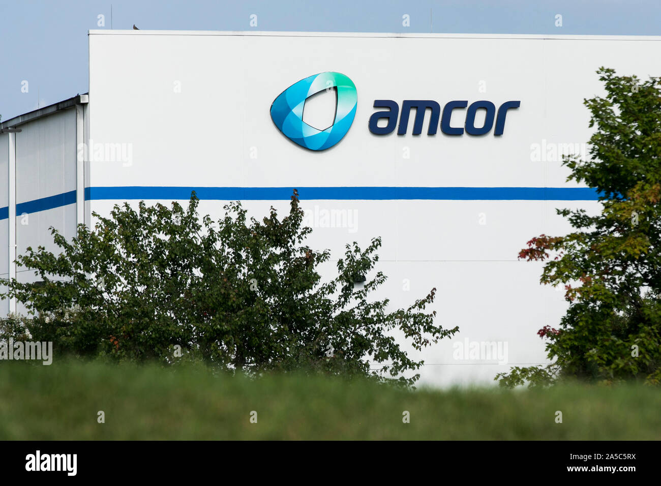 Amcor Logo Hi res Stock Photography And Images Alamy