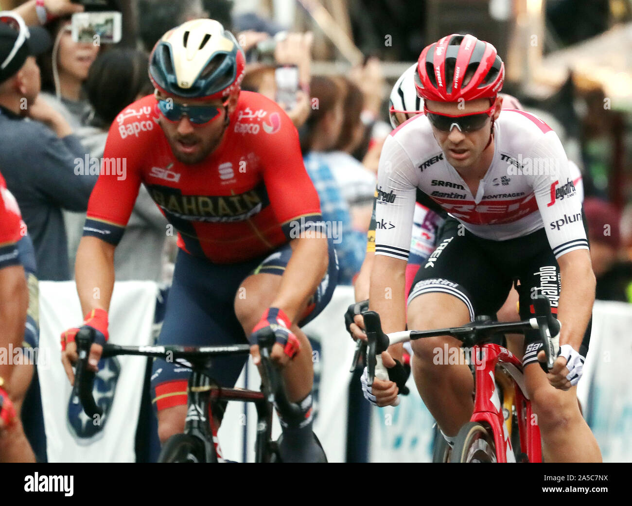 Utsunomiya Japan 19th Oct 2019 Belgian Cyclist Edward Theuns R Of Trek Segafredo Chases Italian Cyclist Sonny Colbrelli L Of Bahrain Merida At The Japan Cup Criterium In Utsunomiya North Of Tokyo