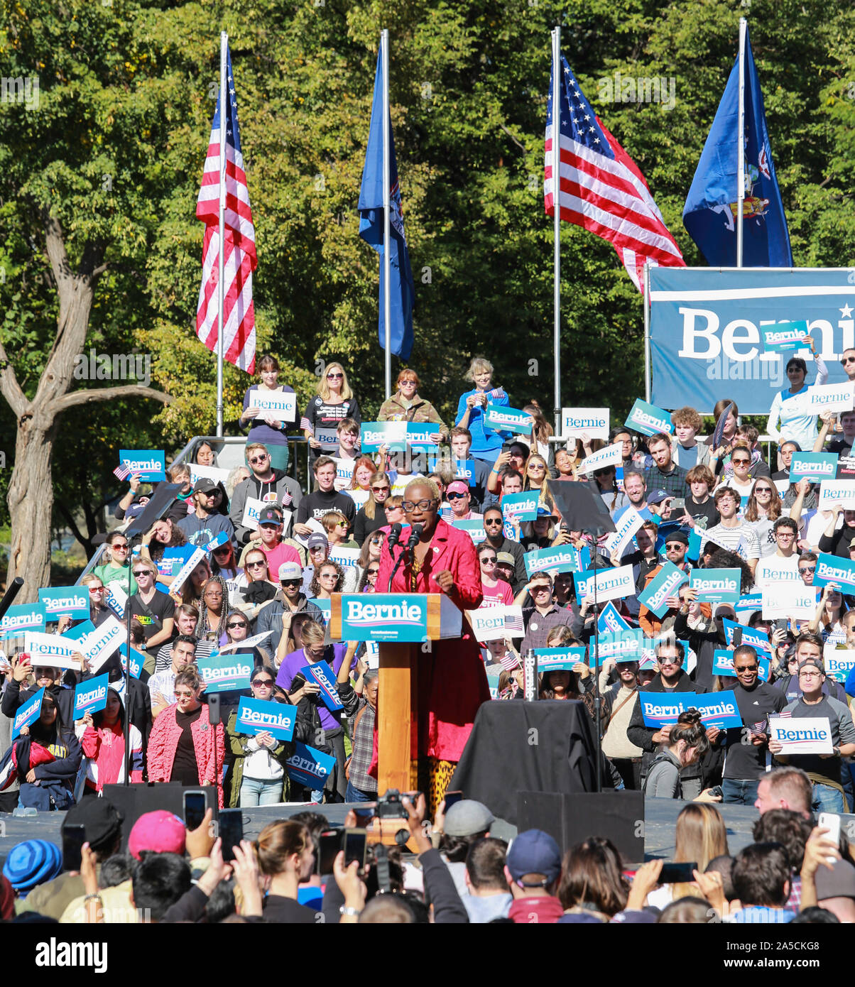 Queensbridge Park, Queens, New York, USA - October 19, 2019: huge ...