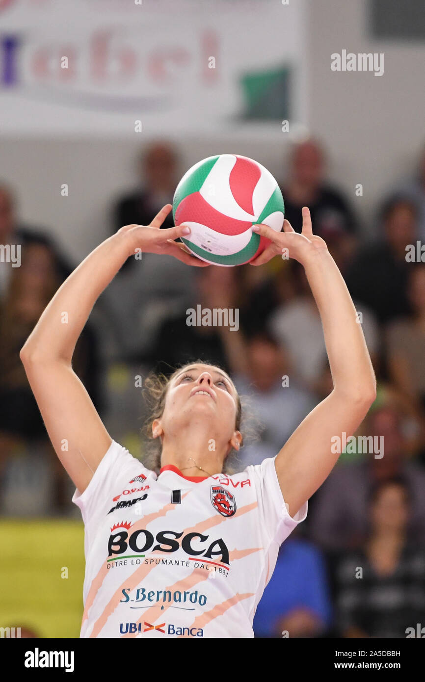 Carlotta Cambi (Bosca S. Bernardo Cuneo) during Savino Del Bene Scandicci vs Bosca S.Bernardo Cuneo, Scandicci (FI), Italy, 19 Oct 2019, Volleyball Vo Stock Photo