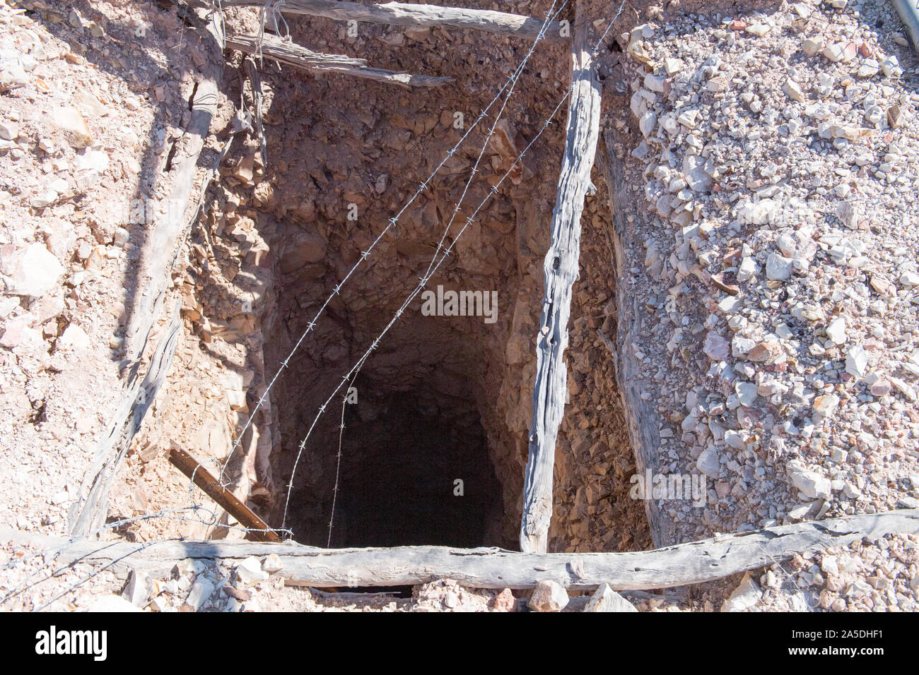Opal mine shaft Lightning Ridge, New South Wales, Australia Stock