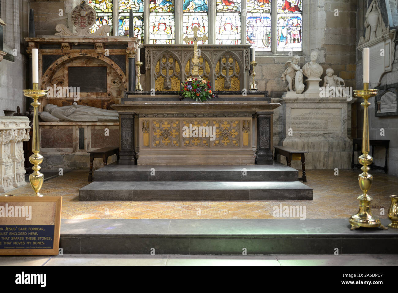 Altar & Interior of the Holy Trinity Church aka Shakespeare's Church Stratford-upon-Avon England Stock Photo