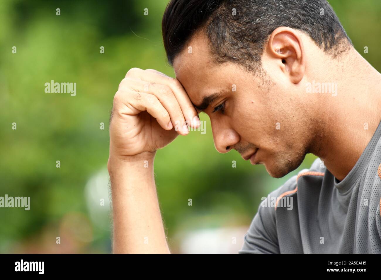 Depressed Athlete Stock Photos & Depressed Athlete Stock Images Alamy