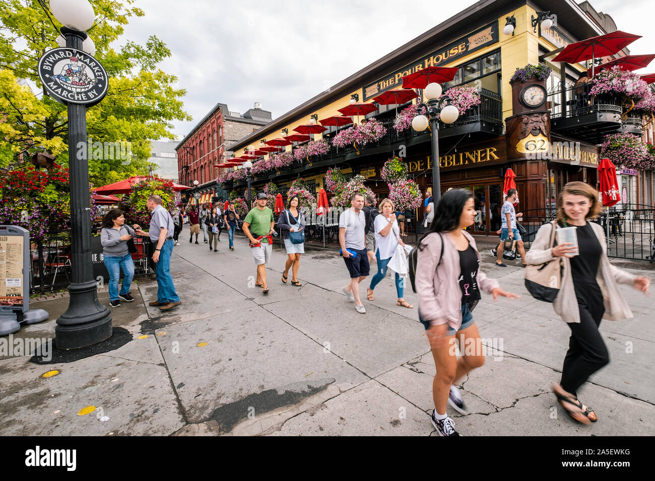 crocs store ottawa byward market