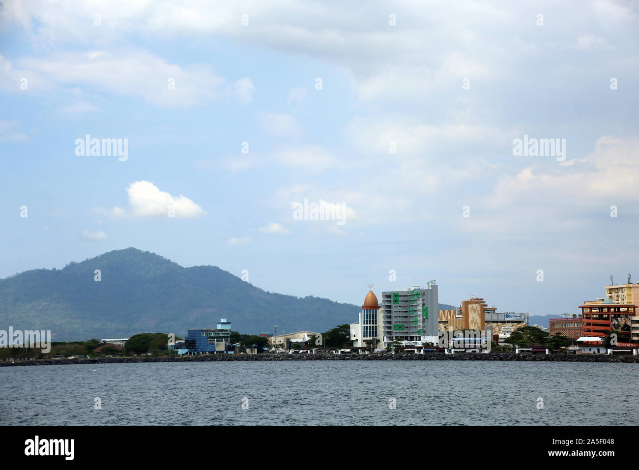 Blick auf Manado in Nordsulawesi, Sulawesi,Indonesien Stock Photo