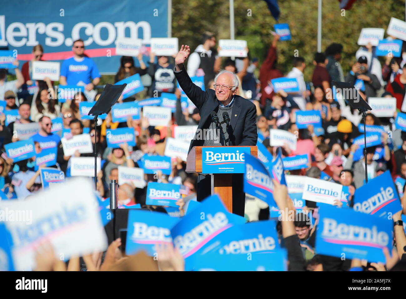 Bernie Rally Bridge Donkey back bridge hi-res stock photography and images - Alamy