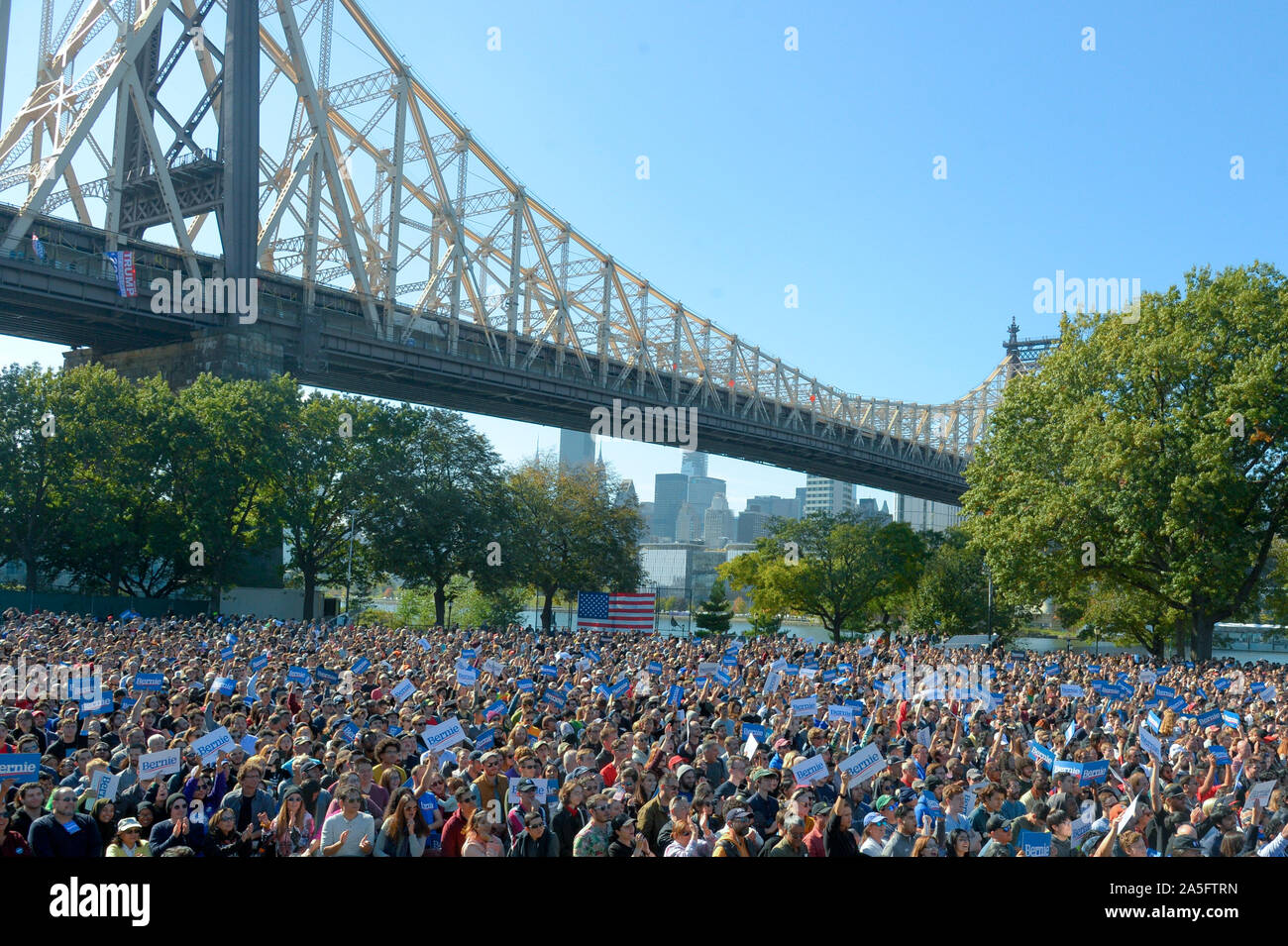 Queensbridge park hi-res stock photography and images - Alamy