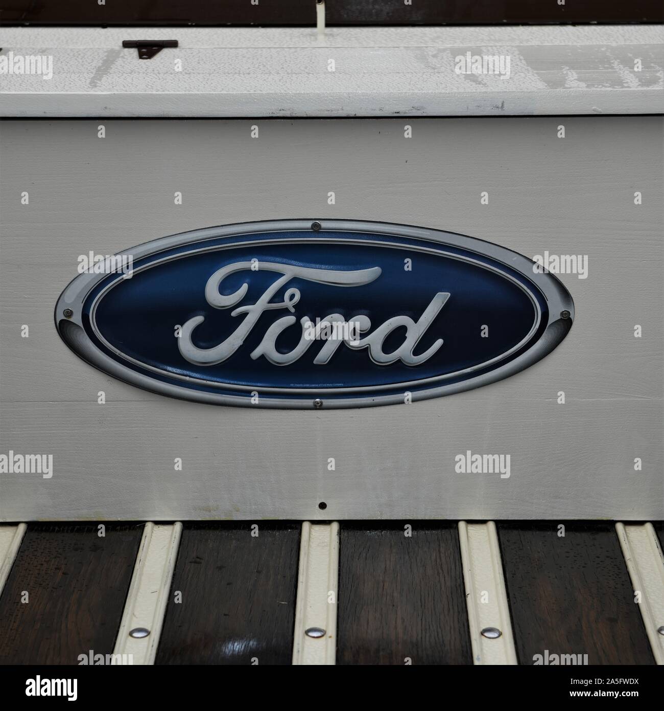 Logo ford Imágenes recortadas de stock - Alamy