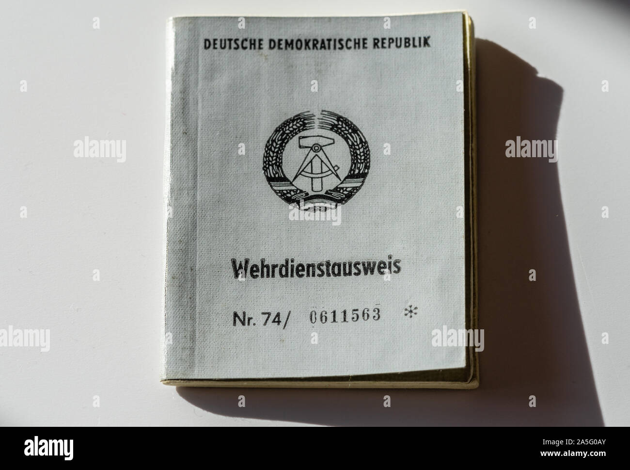 Wehrdienstausweis DDR (Deutsche Demokratische Republik), East German Army Identification Document, East Germany 1970s Stock Photo