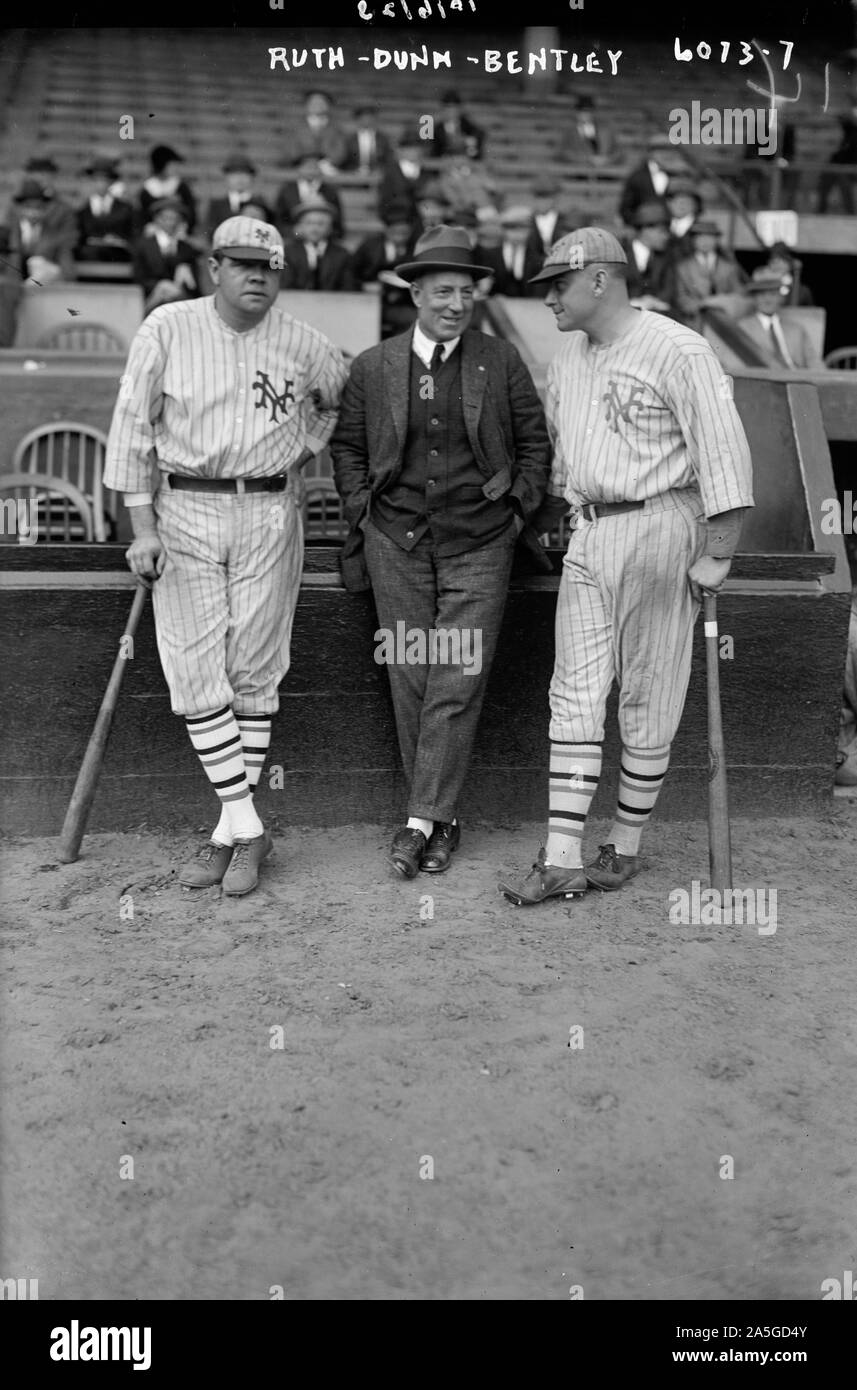 Legend of the giants Black and White Stock Photos & Images Alamy