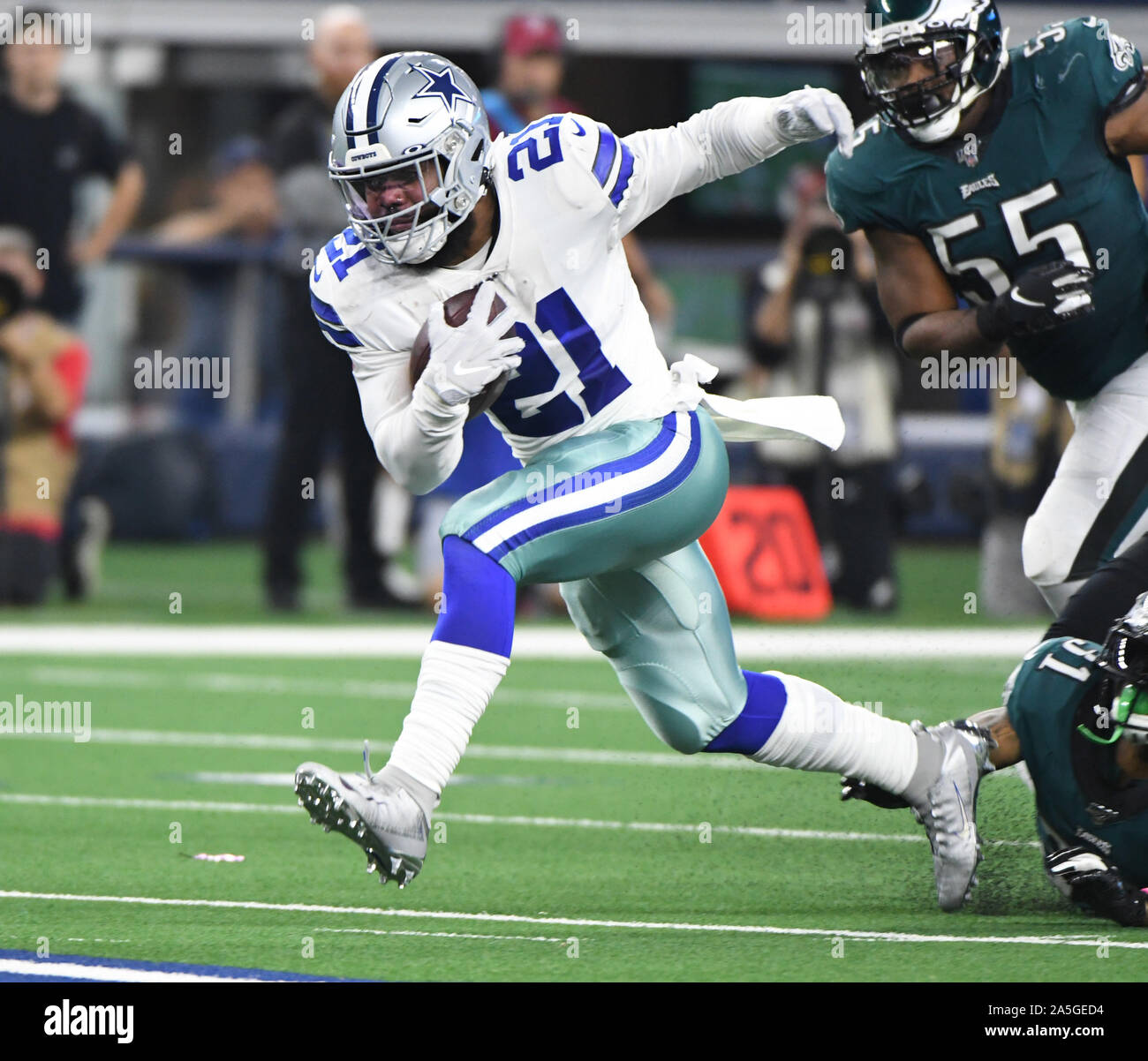 Dallas Cowboys' Dallas Cowboys running back Ezekiel Elliott (21