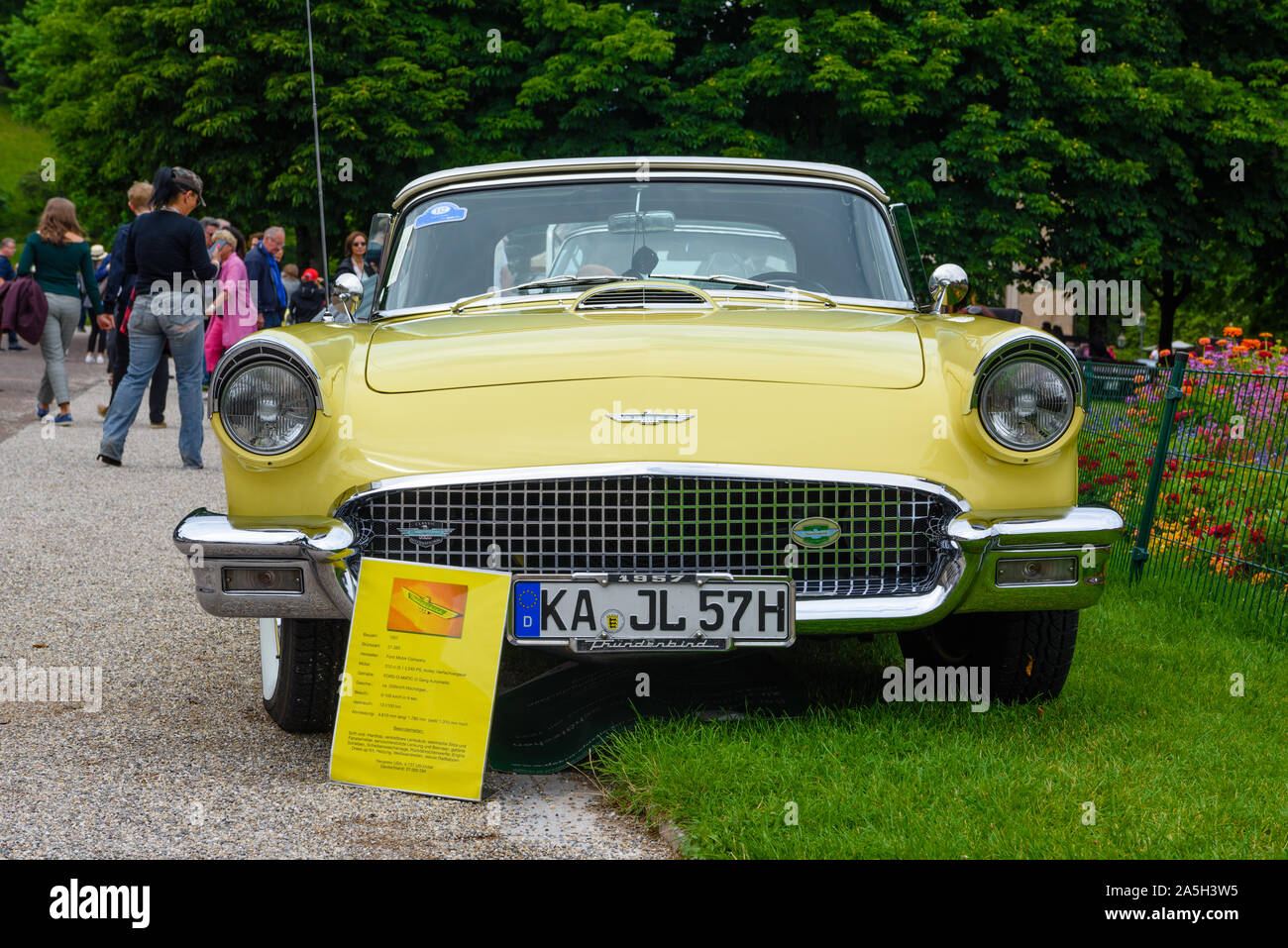 BADEN BADEN, GERMANY - JULY 2019: light yellow white FORD THUNDERBIRD first generation cabrio roadster 1955, oldtimer meeting in Kurpark. Stock Photo