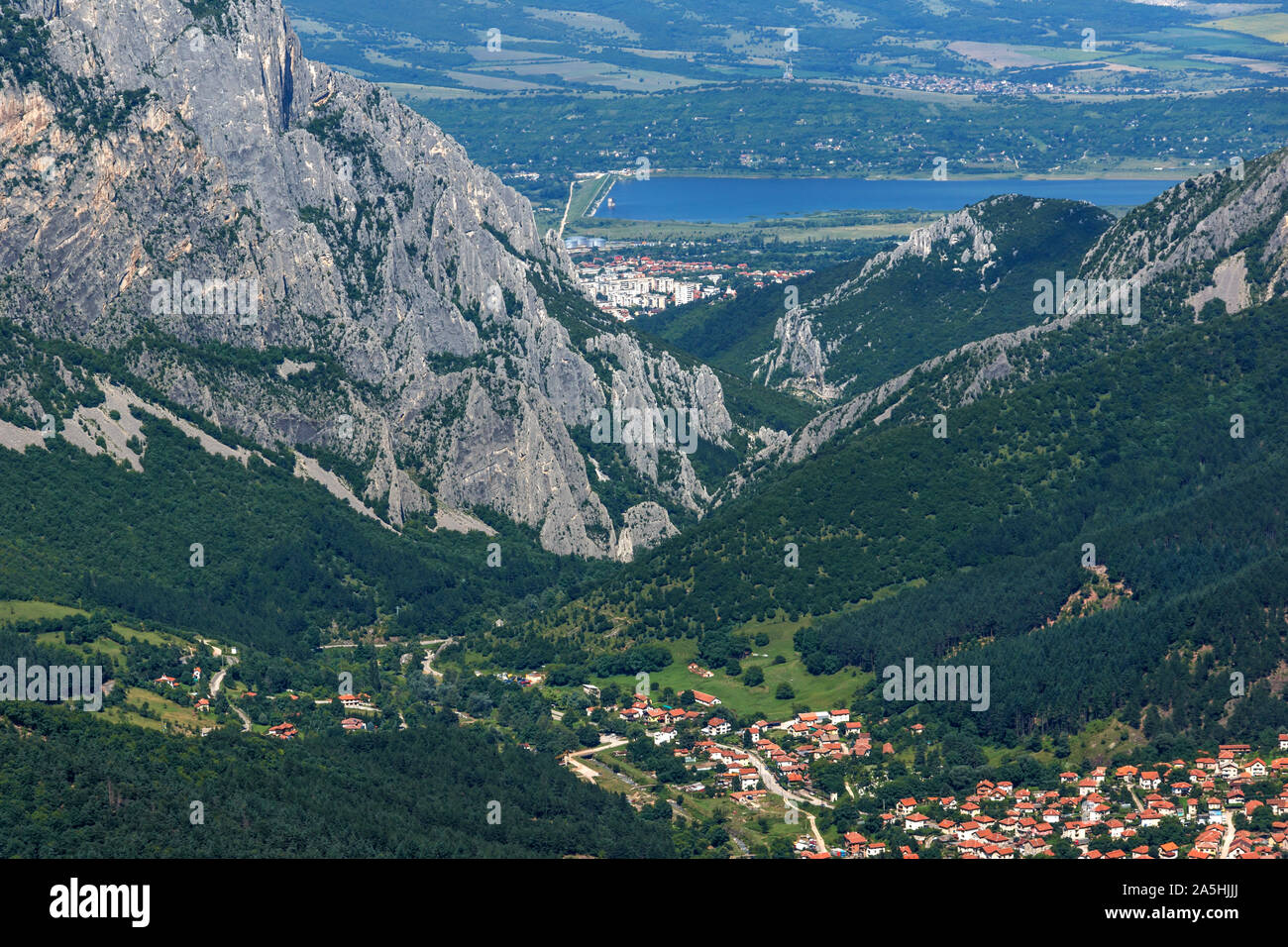 Landscape of Vratsata pass, town of Vratsa and Village of Zgorigrad at ...