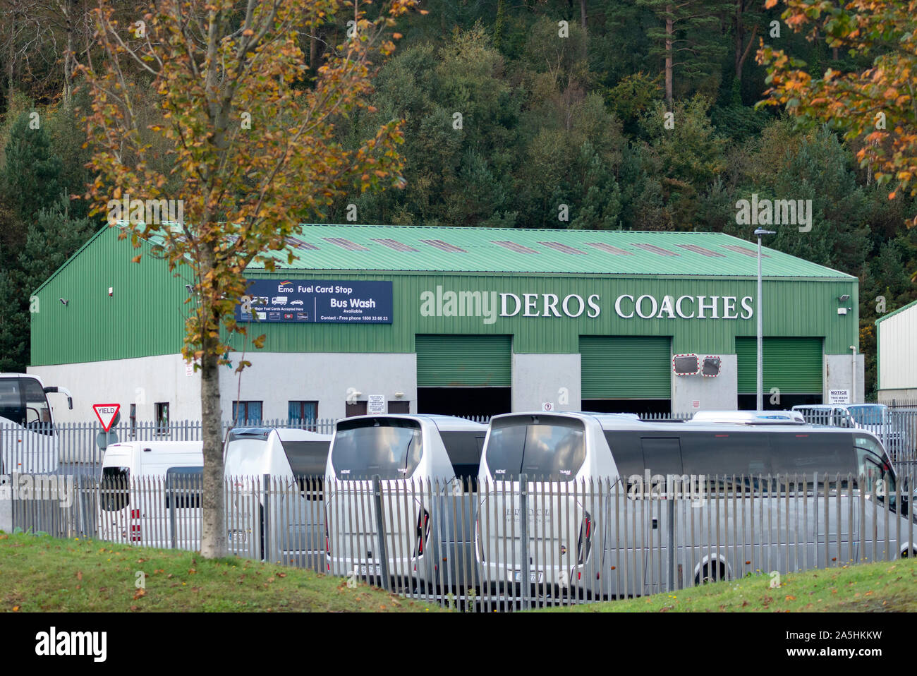 Deros coaches garage hires stock photography and images Alamy