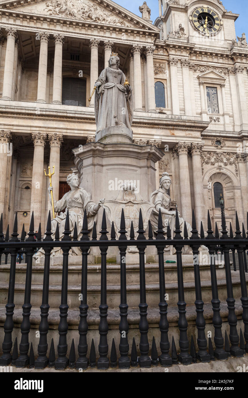 Statue of Queen Anne, St Paul's Churchyard, London, United Kingdom