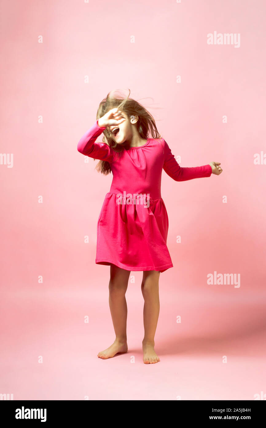 Little girl dancing hires stock photography and images Alamy