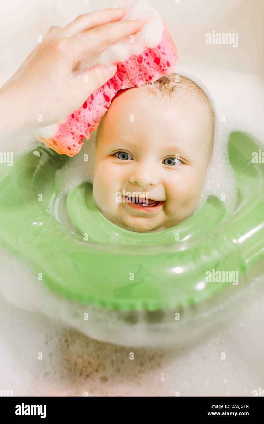 baby head swimming ring