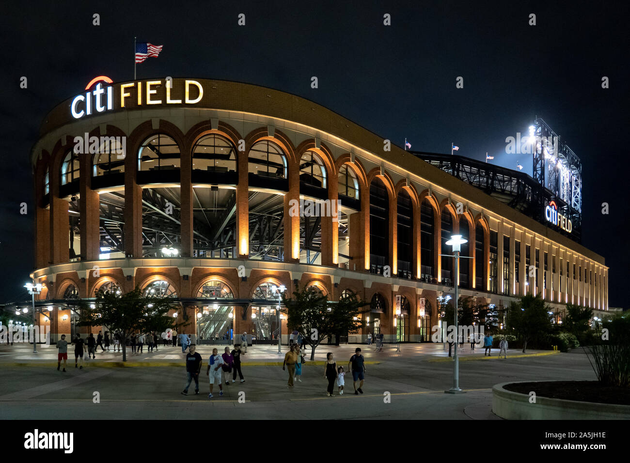 Citi Field Stadium by night Stock Photo Alamy