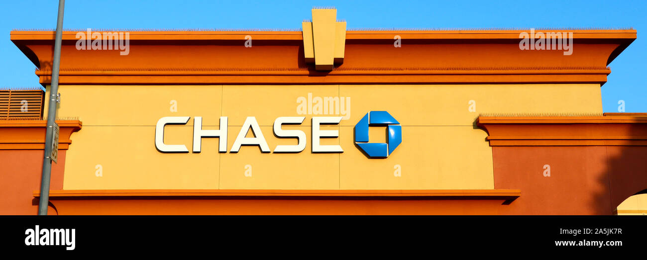 Chase Bank on Hollywood Blvd and Western Ave, Los Angeles (California ...