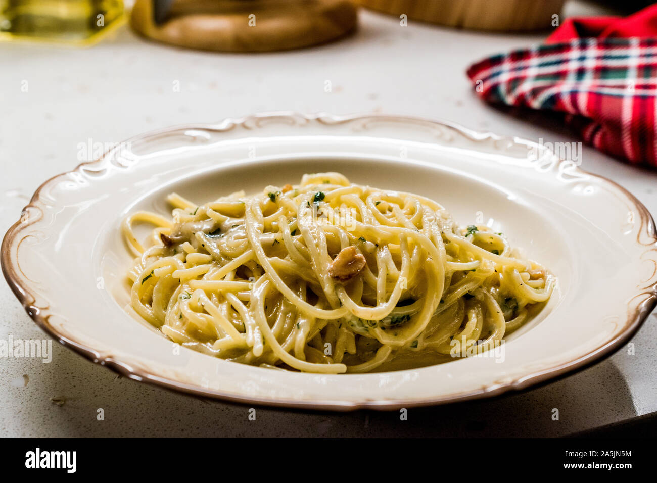 Easy Gorgonzola Pasta with Olives alla Cenere. – The Pasta Project