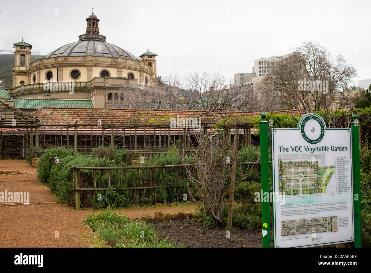 The Dutch-period Vereenigde Oost-Indische Company (VOC) vegetable and herb  garden in the Company's Garden in Cape Town, South Africa Stock Photo -  Alamy