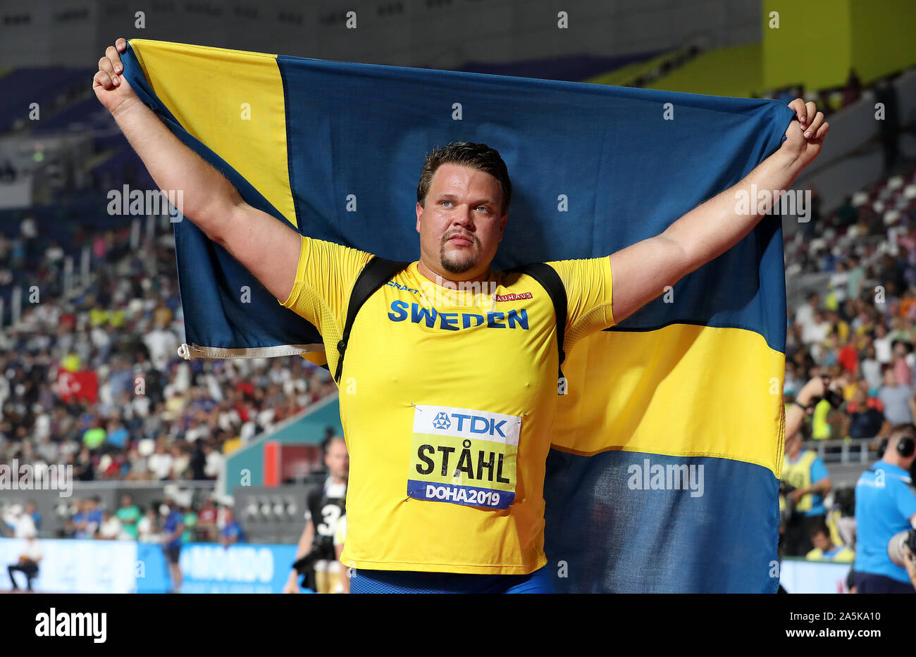 Sweden S Daniel Stahl Celebrates After Winning Gold In The Men S Discus Throw Final Stock Photo Alamy