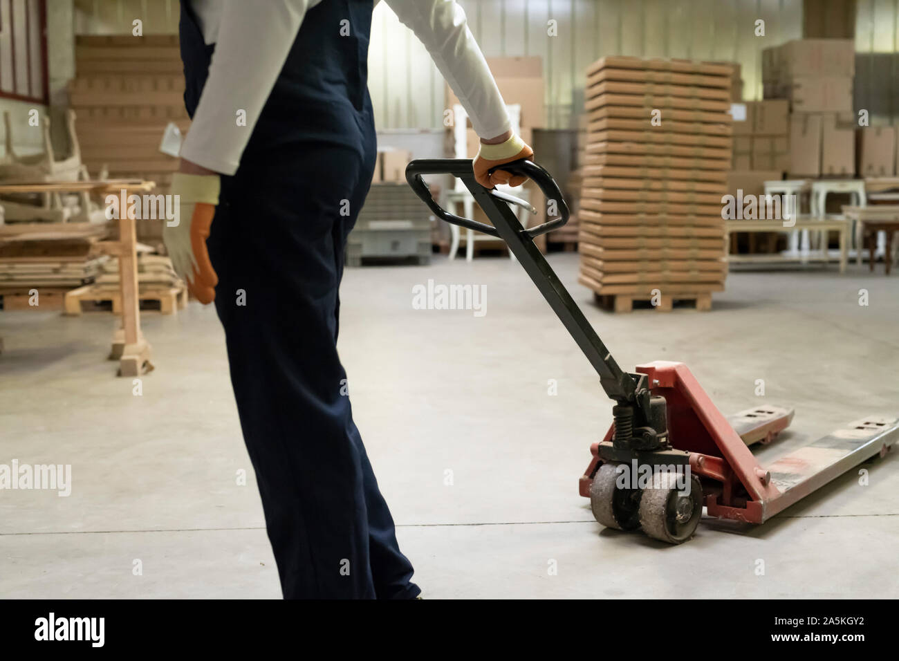 Manual Pallet Jack High Resolution Stock Photography and Images Alamy