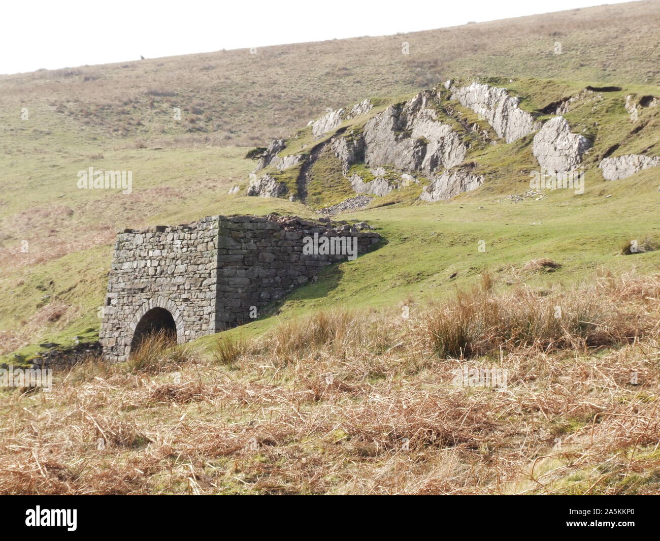 Limekiln and associated quarry, Eden Valley, Cumbria Stock Photo Alamy