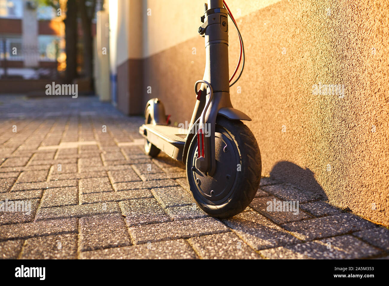 Electric vehicle hi-res stock photography and images - Alamy