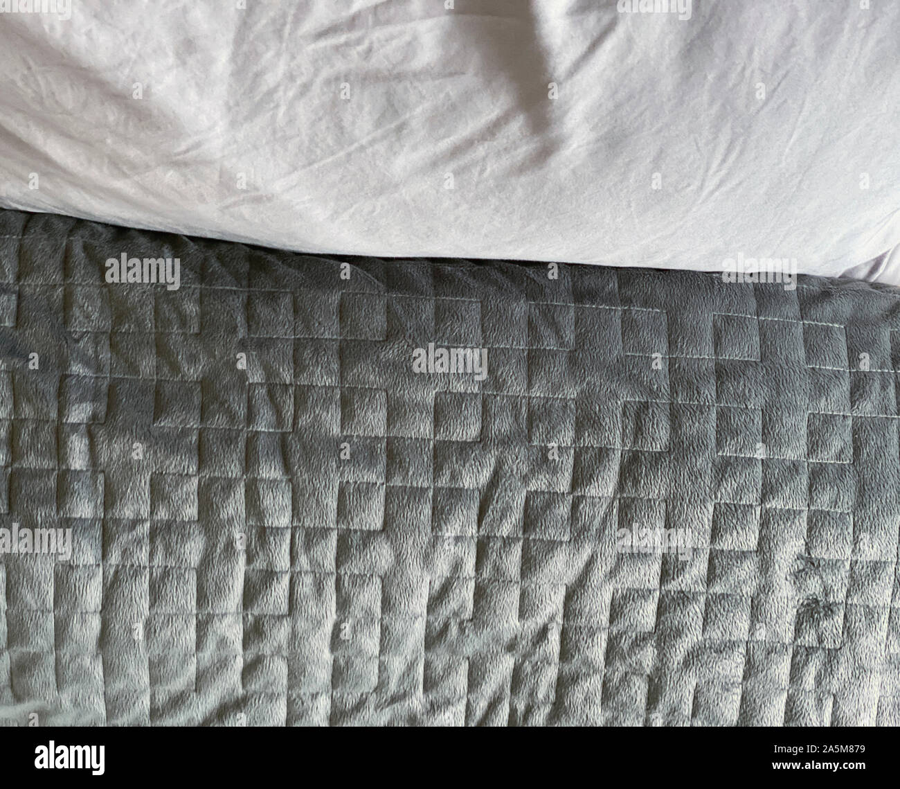 Weighted blanket hi-res stock photography and images - Alamy