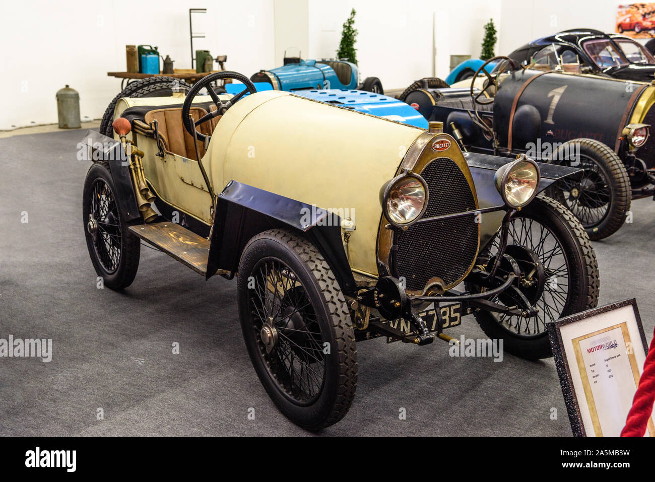 Frankfurt Germany Sept 19 White Ivory Beige Bugatti Brescia Type 13 Cabrio Roadster 19 1923 Iaa International Motor Show Auto Exhibtion Stock Photo Alamy