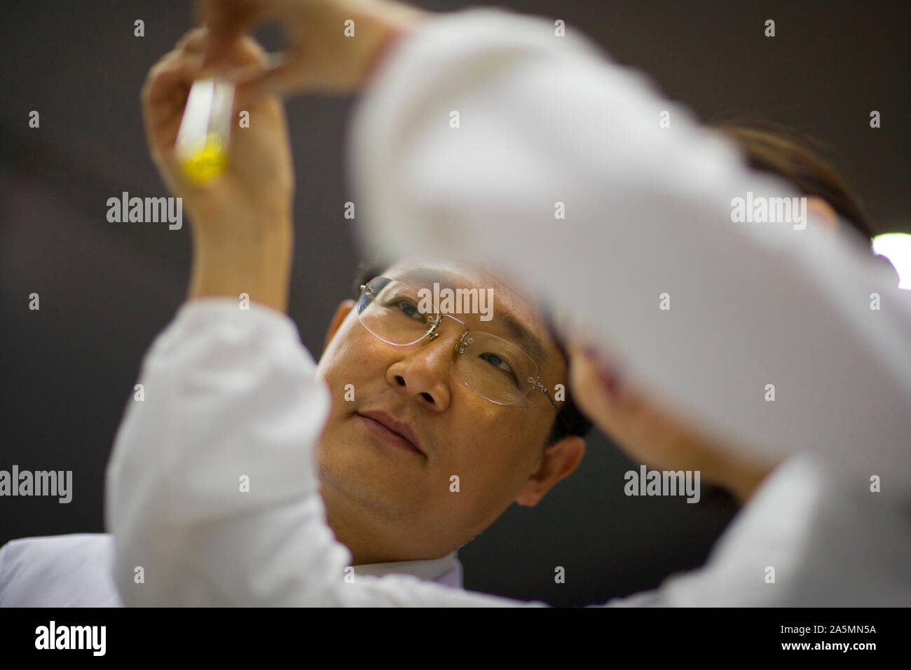 Males science hi-res stock photography and images - Alamy
