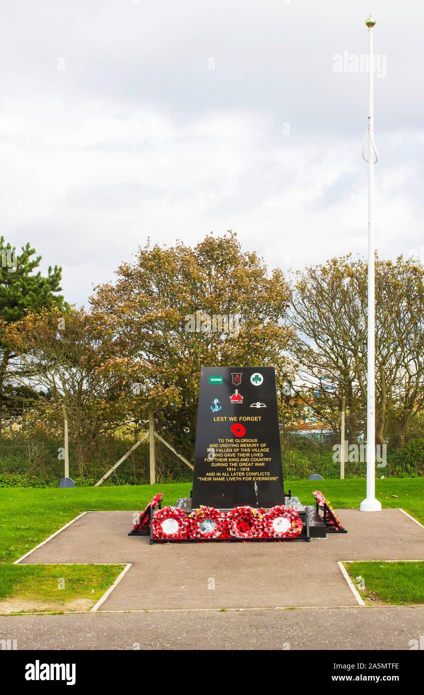 11 October 2019 The Garden of Remembrance and memorial to the locals of Portavogie in Northern Ireland who died in defence of the crown in the wars of Stock Photo
