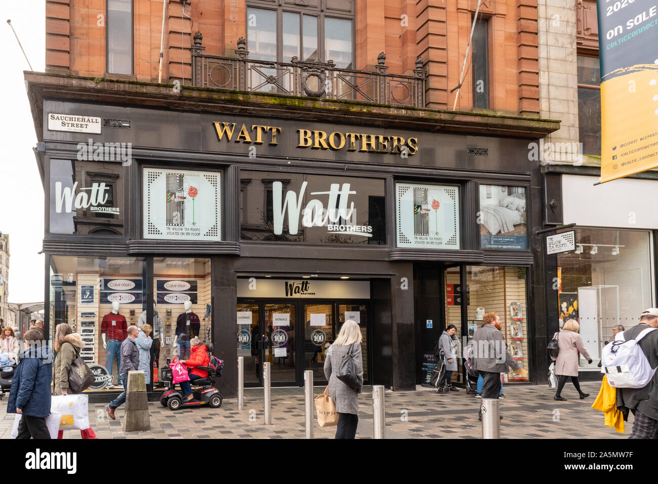 Watt Brothers traditional department store in Glasgow advertising stock clearance sale shortly after going into administration, Glasgow, Scotland, UK Stock Photo