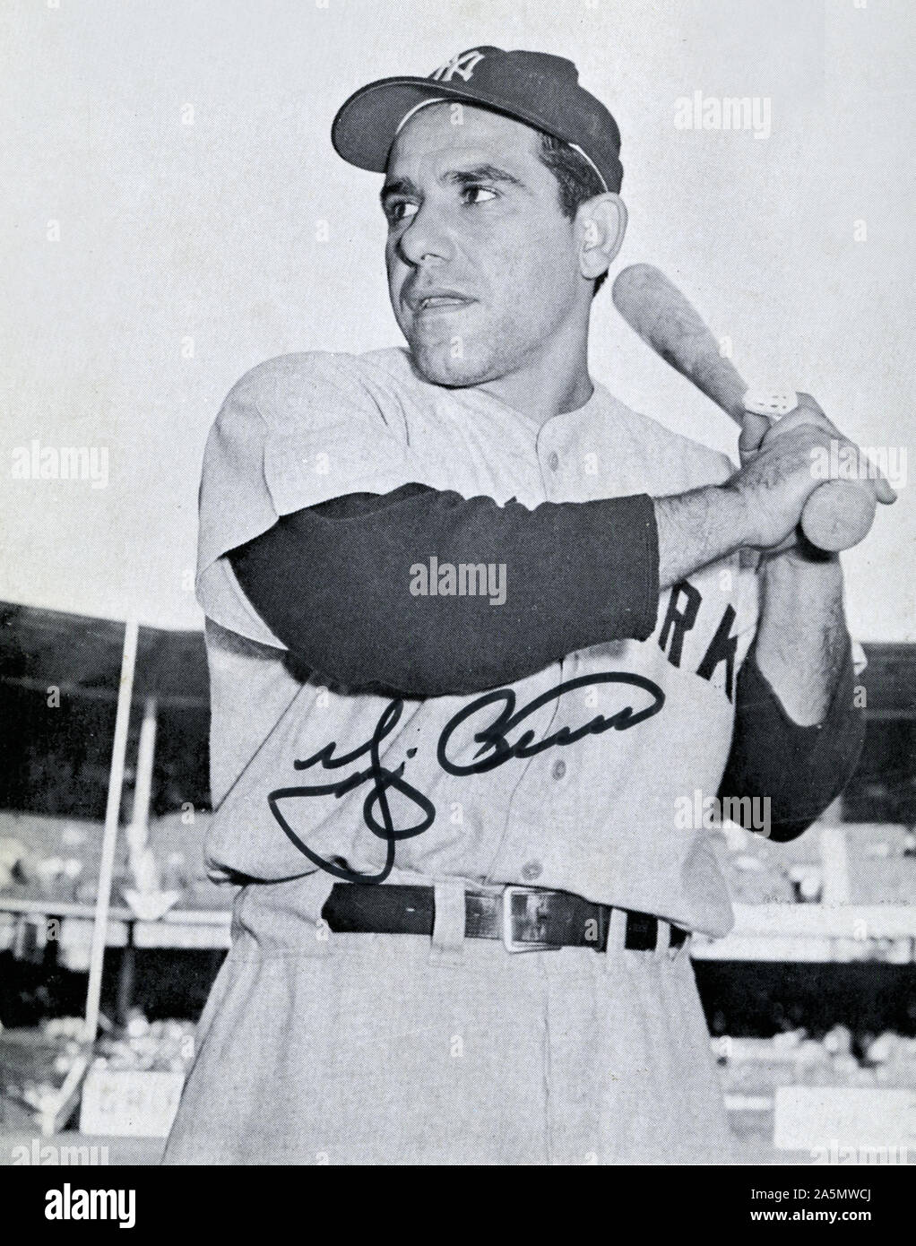 Yogi berra baseball hi-res stock photography and images - Alamy