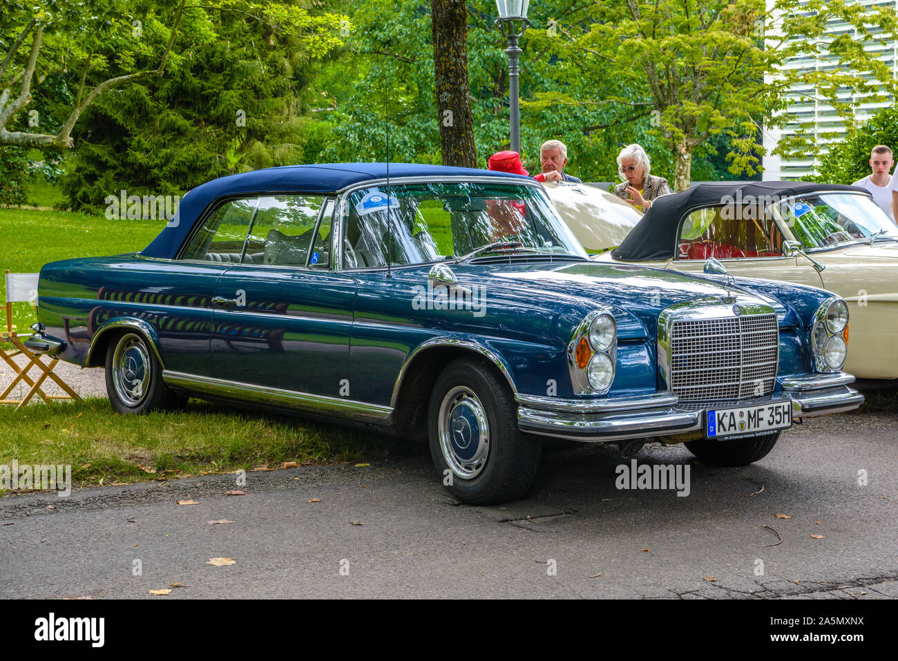 Mercedes Benz 280se High Resolution Stock Photography And Images Alamy