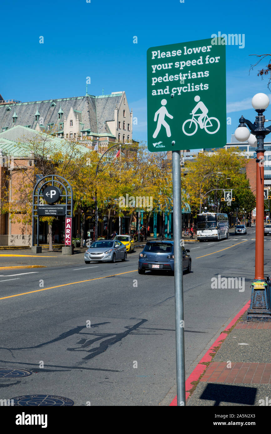 Traffic Sign Canada High Resolution Stock Photography And Images Alamy