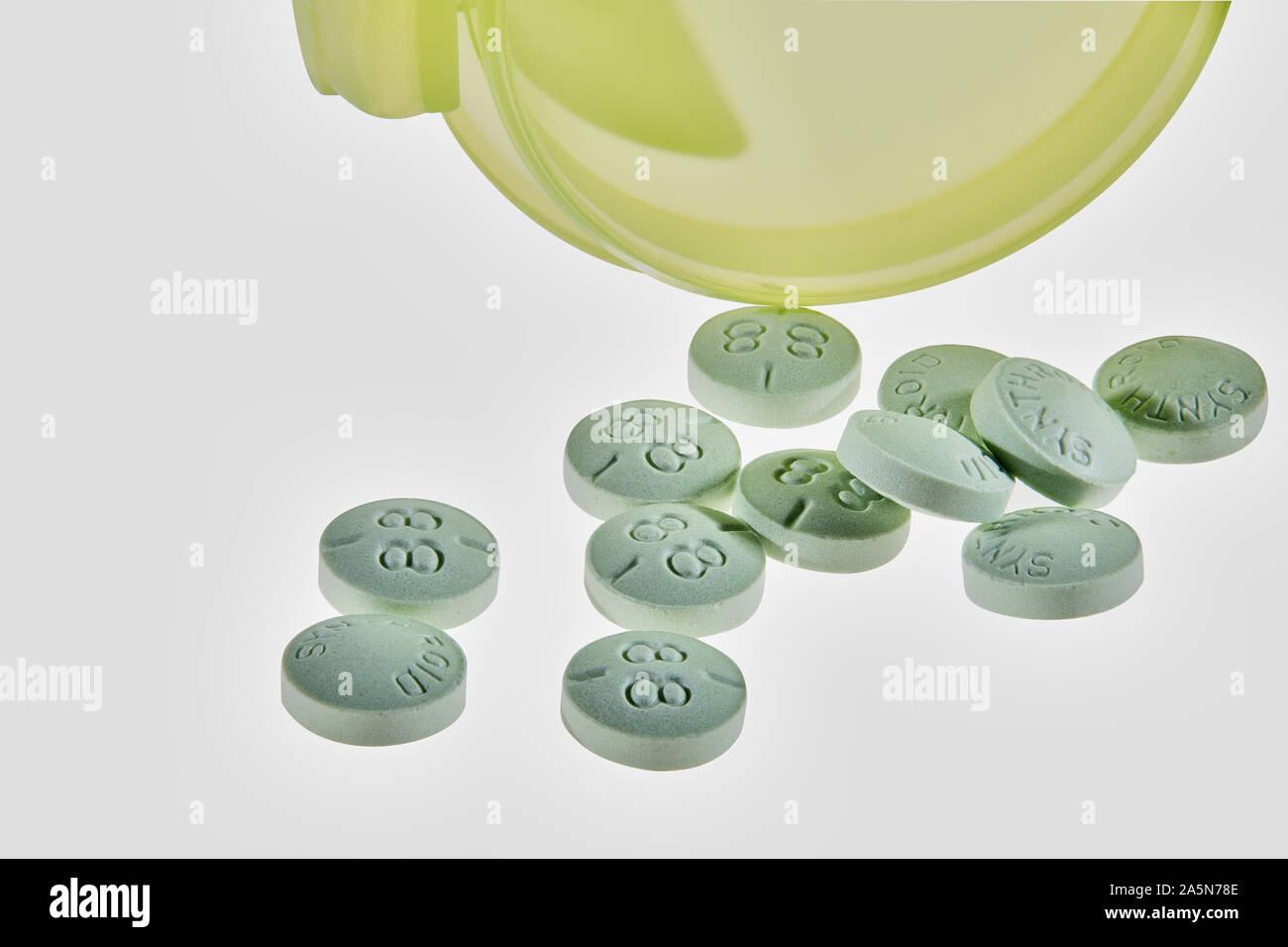 Levothyroxine thyroid hormone synthroid hi-res stock photography and images  - Alamy