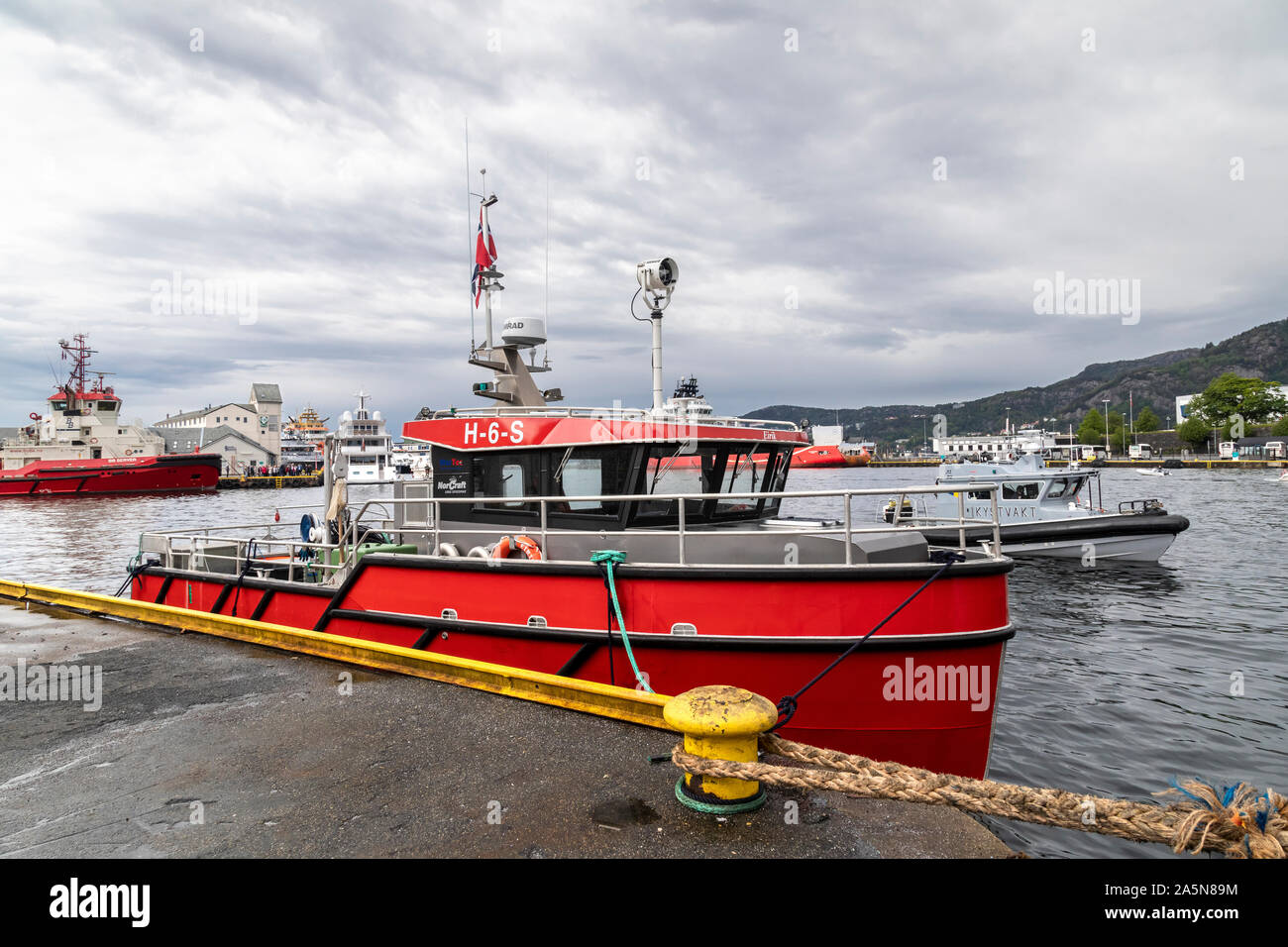 Small fishing vessel hi-res stock photography and images - Alamy