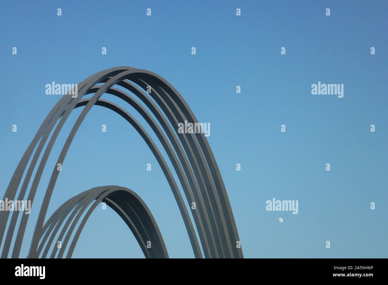 Curved architectural landscape Stock Photo - Alamy