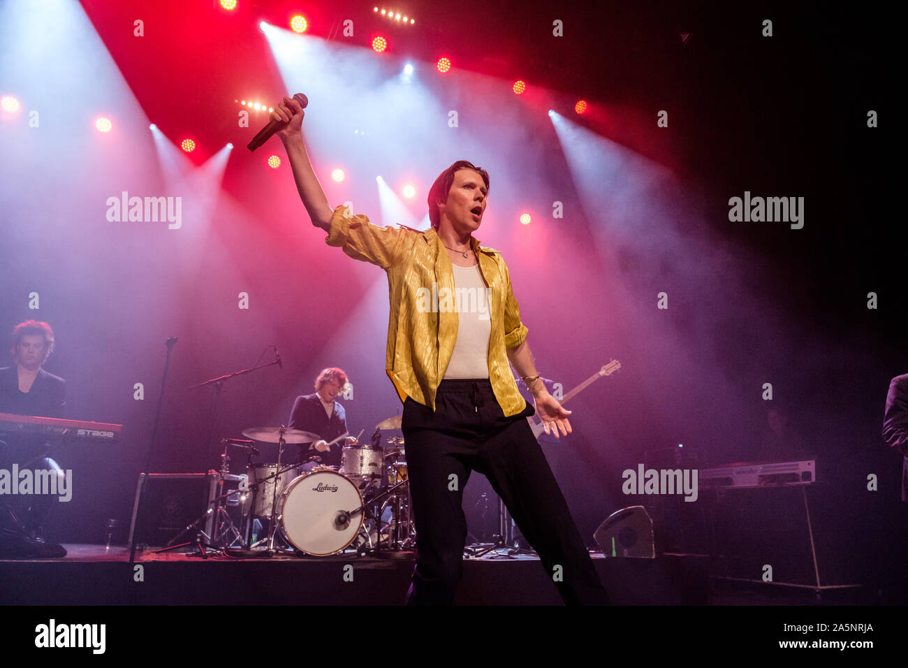 Alex cameron musician hi-res stock photography and images - Alamy