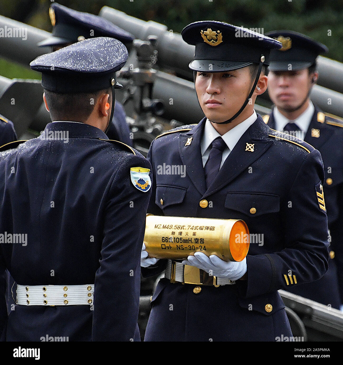 Tokyo, Japan. 22nd Oct, 2019. Members of Japan Ground Self-Defense Forces prepare to fire a 21 gun salute during a proclamation ceremony marking Emperor Naruhito's ascension to the throne at the Kitanomaru Park in Tokyo, Japan on Tuesday, October 22, 2019. New Emperor Naruhito proclaimed his enthronement before roughly 2,000 guests from home and more than 180 countries in a major ancient-style ceremony at the Imperial Palace in Tokyo that will be steeped in solemnity and tradition. Credit: UPI/Alamy Live News Stock Photo